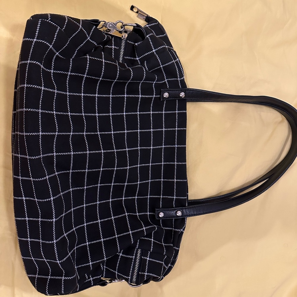 Bag - Picture 2 of 2